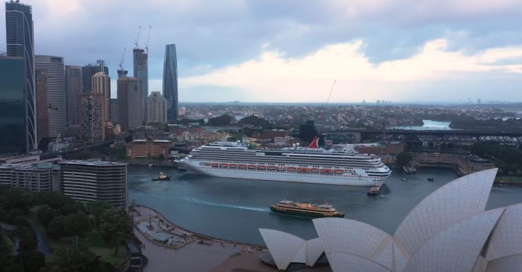 Carnival Splendor Makes A Grand Entrance Into Sydney Harbour